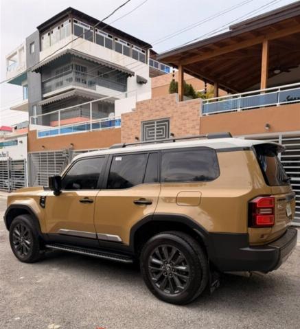 Miniatura 4 de Toyota 2025 Toyota Land Cruiser Prado Adventure 2025