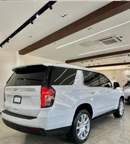 Miniatura 11 de Chevrolet Tahoe Highcountry Duramax 2023